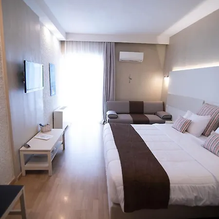 فندق Nidimos 3*
