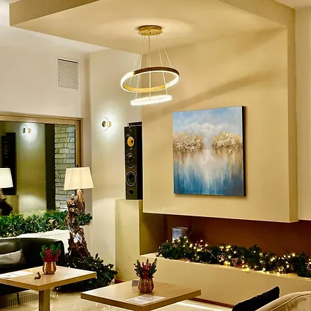 Nidimos Hotel