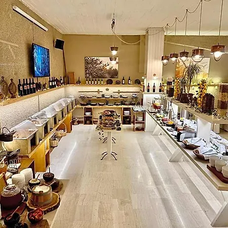 Nidimos Hotel