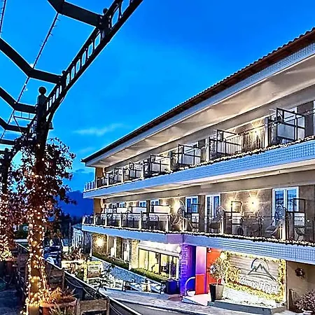 Hotel Nidimos 3*
