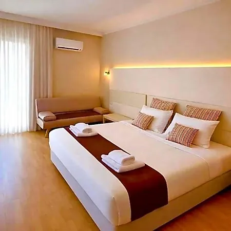 Nidimos Hotel